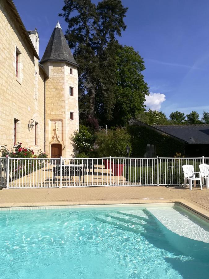 Chinon Manoir De L'Abbaye Panzió Seuilly Kültér fotó